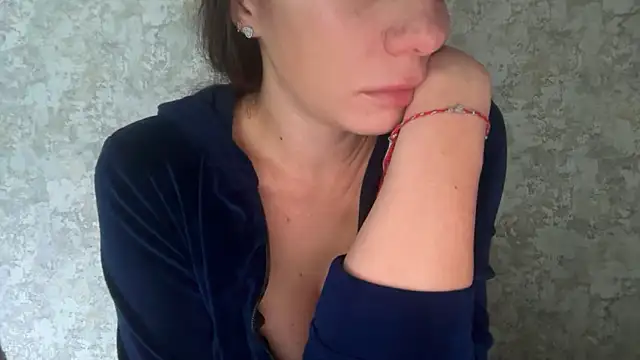 Snapshot of Angelinaa19 chatting on 21, 4, 2026 Angelinaa19 online show from 21, 4, 2026