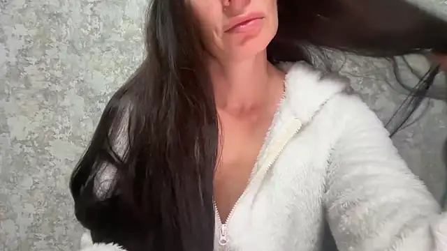 Snapshot of Angelinaa19 chatting on 22, 4, 2026 Angelinaa19 online show from 22, 4, 2026