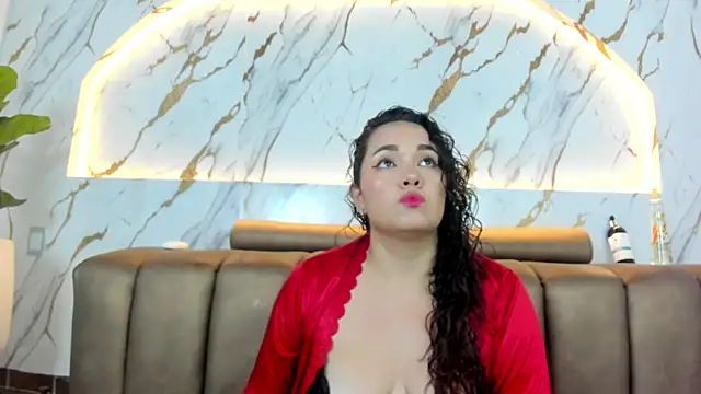 Snapshot of Brenda-Rosse chatting on 7, 2, 2026 Brenda-Rosse online show from 7, 2, 2026