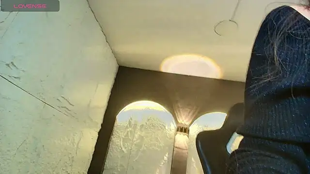 Snapshot of isabella__r chatting on 16, 2, 2026 isabella r online show from 16, 2, 2026