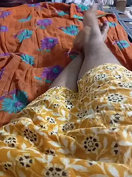 Snapshot of Rathi_telugu_couple chatting on 11, 6, 2026 Rathi telugu couple online show from 11, 6, 2026
