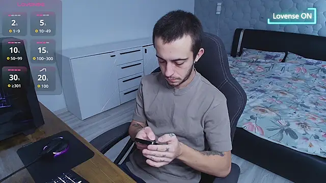 adamrayn online show from 12, 11, 2025