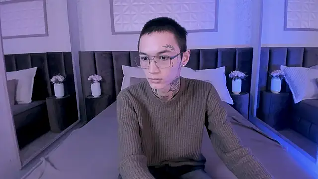 Ionarne online show from 8, 11, 2025