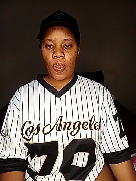 Emmylove-xr25 online show from 15, 2, 2026