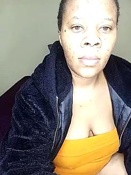 Emmylove-xr25 online show from 14, 3, 2026