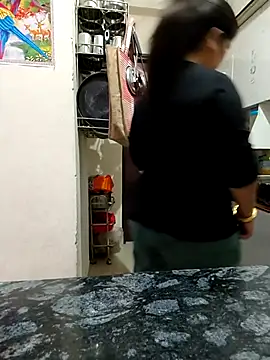 Snapshot of Cutegirl_789 chatting on 20, 11, 2025 Cutegirl 789 online show from 20, 11, 2025