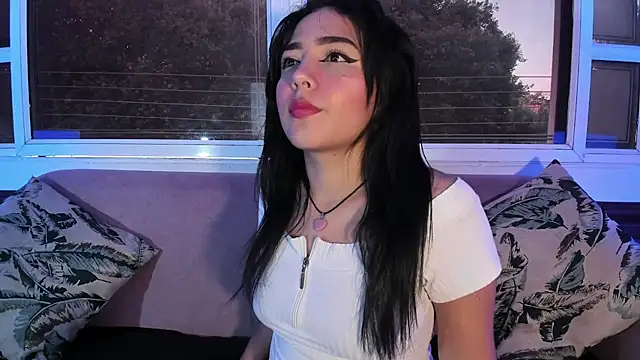 YaraShine online show from 14, 12, 2025