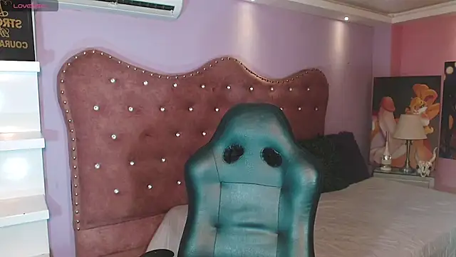 AnnaRouseQueen online show from 28, 11, 2025