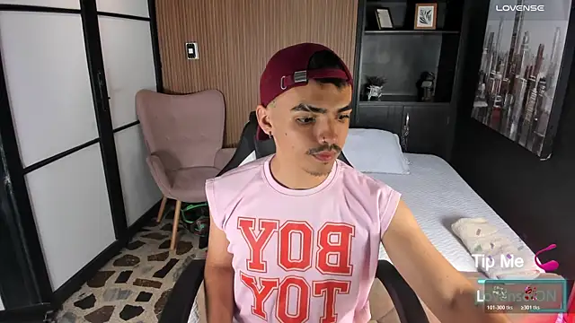 NicoKingg  online show from 11, 11, 2025