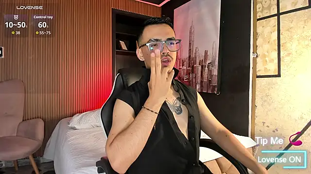 NicoKingg  online show from 12, 11, 2025