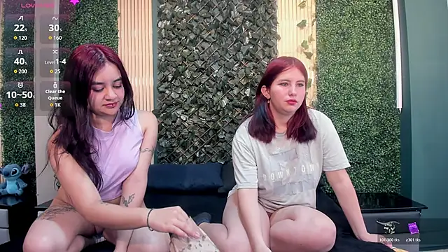 Lucy and Karoline online show from 15, 12, 2025