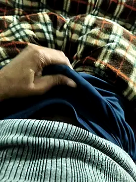 Snapshot of its__aaru chatting on 24, 11, 2025 its aaru online show from 24, 11, 2025