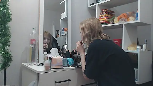 angelsofpornn online show from 19, 1, 2026