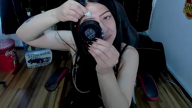 Snapshot of Halley_Ravenn chatting on 17, 7, 2026 Halley Ravenn online show from 17, 7, 2026