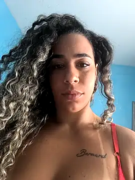 Snapshot of vivianeleoa chatting on 29, 7, 2026 vivianeleoa online show from 29, 7, 2026