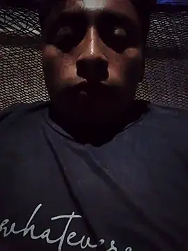 Snapshot of AMarco0001 chatting on 10, 11, 2025 AMarco0001 online show from 10, 11, 2025