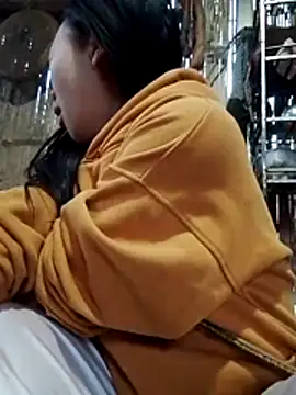 Yumiik2kk online show from 26, 11, 2025