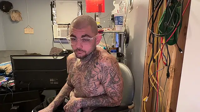 trickydickydaddy online show from 2, 6, 2026