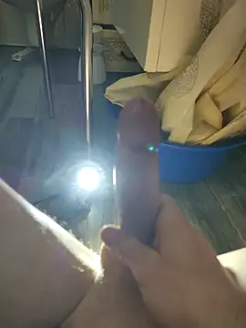 Snapshot of Artem27vz chatting on 13, 2, 2026 Artem27vz online show from 13, 2, 2026