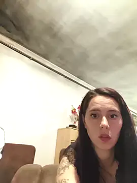 MickNanaa online show from 1, 12, 2025