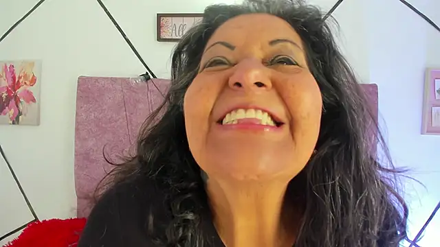 Victoriaa Anderson online show from 4, 2, 2026