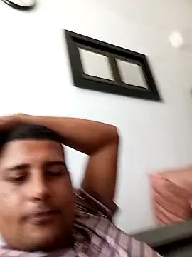 Snapshot of tutancamin chatting on 8, 11, 2025 tutancamin online show from 8, 11, 2025