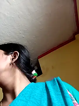 Snapshot of Hotbhabhi_089 chatting on 13, 5, 2026 Hotbhabhi 089 online show from 13, 5, 2026