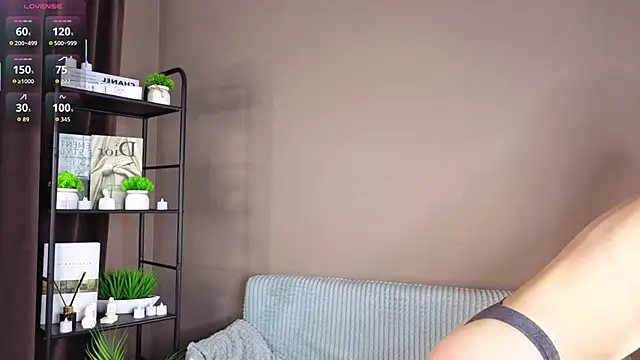 EmilyVale online show from 5, 4, 2026