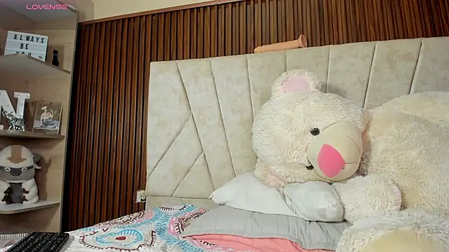 AMARA BRUNET online show from 16, 1, 2026