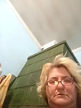 Snapshot of MilaTamila456 chatting on 24, 11, 2025 MilaTamila456 online show from 24, 11, 2025