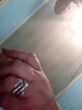 Snapshot of MilaTamila456 chatting on 30, 11, 2025 MilaTamila456 online show from 30, 11, 2025