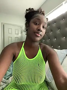 Snapshot of ToyaThick chatting on 13, 7, 2026 ToyaThick online show from 13, 7, 2026