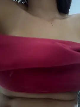 EmmiiGlow online show from 8, 4, 2026