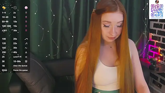 Snapshot of BellaQueennss chatting on 3, 12, 2025 BellaQueennss online show from 3, 12, 2025