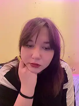 Snapshot of TheOnlyBliss chatting on 4, 12, 2025 TheOnlyBliss online show from 4, 12, 2025