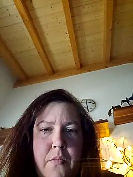 Snapshot of Persephone_CH_off chatting on 3, 12, 2025 Persephone CH off online show from 3, 12, 2025