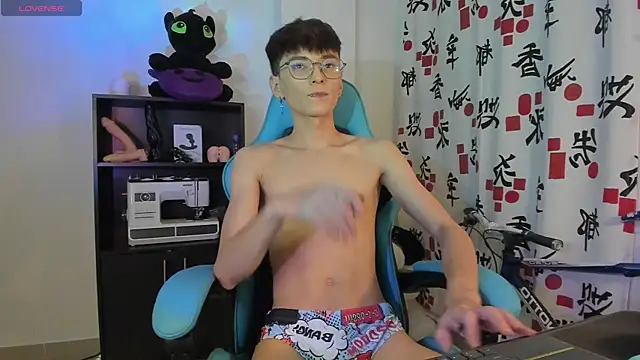 RYO BLEU  online show from 7, 4, 2026