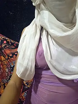 Sachi girl001 online show from 14, 11, 2025