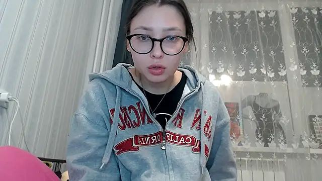 your  gena online show from 25, 11, 2025