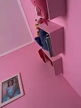 Snapshot of Juninlop chatting on 19, 12, 2025 Juninlop online show from 19, 12, 2025