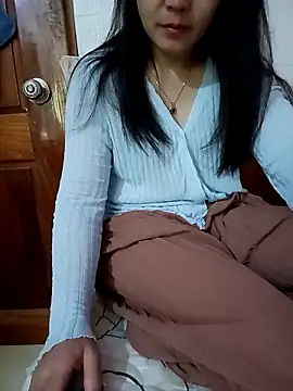 Snapshot of Feeling-hot chatting on 11, 5, 2026 Feeling-hot online show from 11, 5, 2026