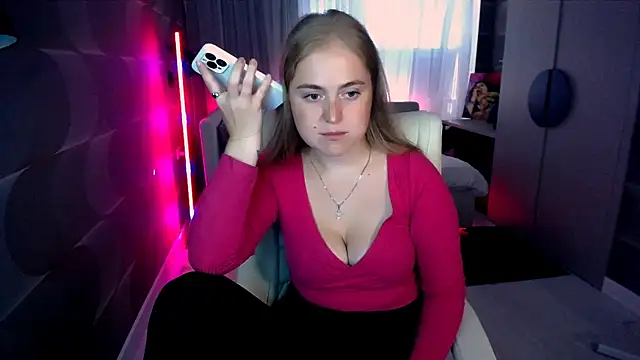 Kate Moan online show from 9, 7, 2026