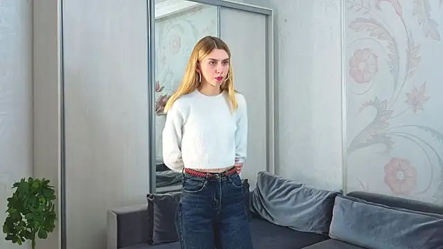 Snapshot of DriftLure chatting on 15, 11, 2025 DriftLure online show from 15, 11, 2025