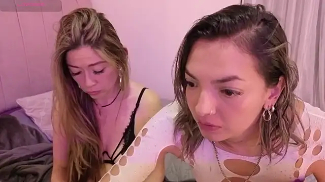 Hanna and samanthaa online show from 2, 12, 2025