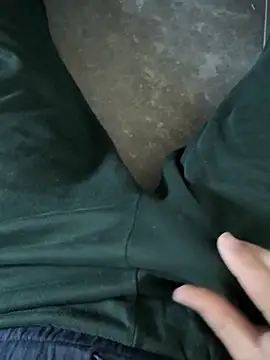 Snapshot of fra06_ chatting on 13, 11, 2025 fra06 online show from 13, 11, 2025