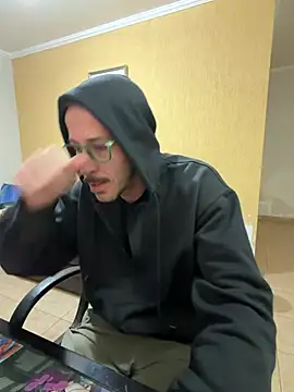 Snapshot of Lucasjandre chatting on 1, 8, 2026 Lucasjandre online show from 1, 8, 2026