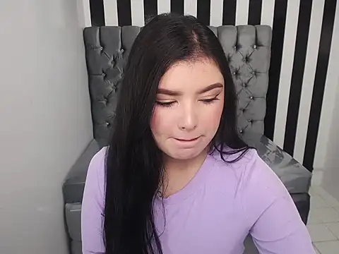 Snapshot of sarah_rouse_t_ chatting on 12, 11, 2025 sarah rouse t online show from 12, 11, 2025