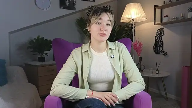 SharonEllis online show from 11, 11, 2025