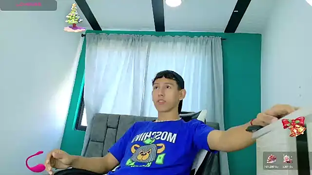 FelipeGonzalezz online show from 25, 11, 2025