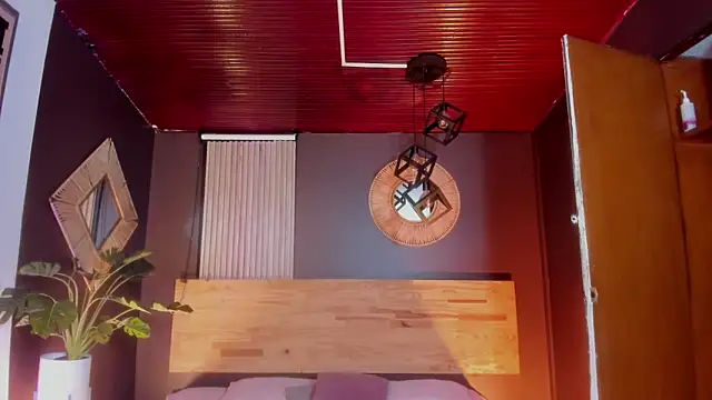 Velvet Dreamss online show from 12, 2, 2026